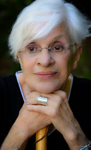 Pat Buckley Moss photograph